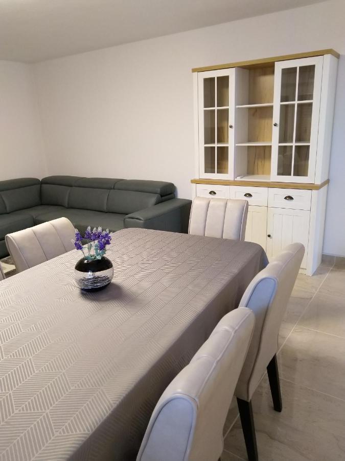 Apartman Catarina Vrsar Bagian luar foto